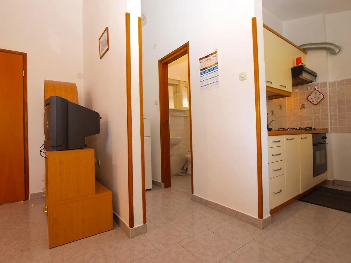 Apartment Ada 1546 Banjole