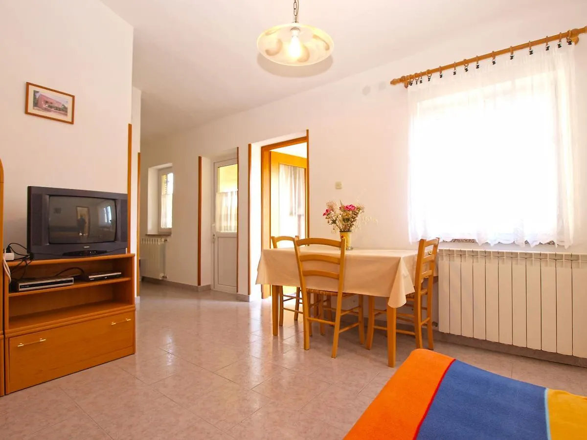 Apartment Ada 1546 Banjole 0*,  Croatia