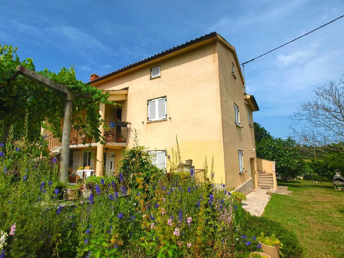 Apartment Ada 1546 Banjole Croatia
